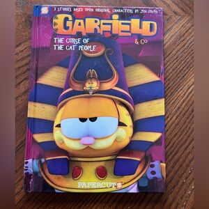 Garfield Comic Book | Garfield & Co: The Curse of the Cat People kids book